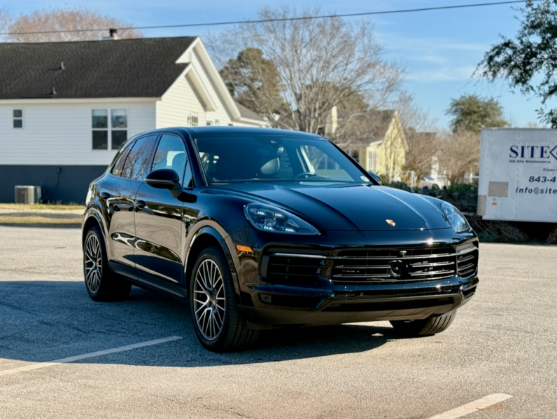 Porsche Cayenne E-Hybrid full