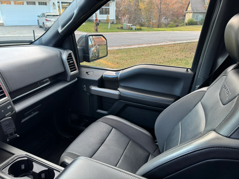 2019 Ford F-150 Raptor SuperCrew full