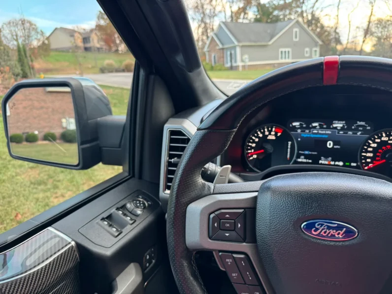 2019 Ford F-150 Raptor SuperCrew full