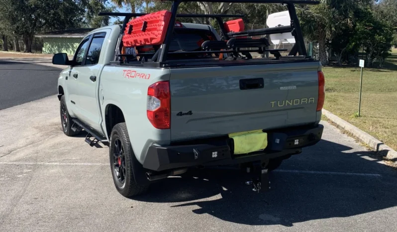 Toyota Tundra TRD Pro CrewMax full