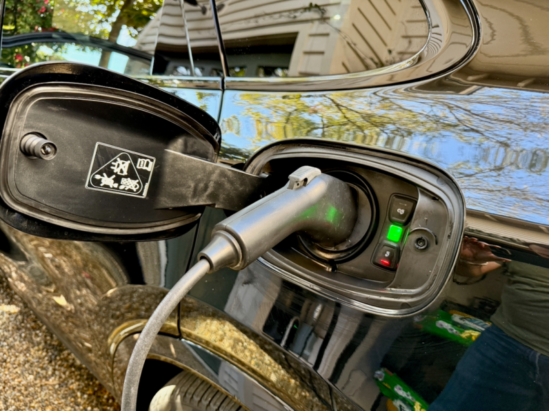 Porsche Cayenne E-Hybrid full