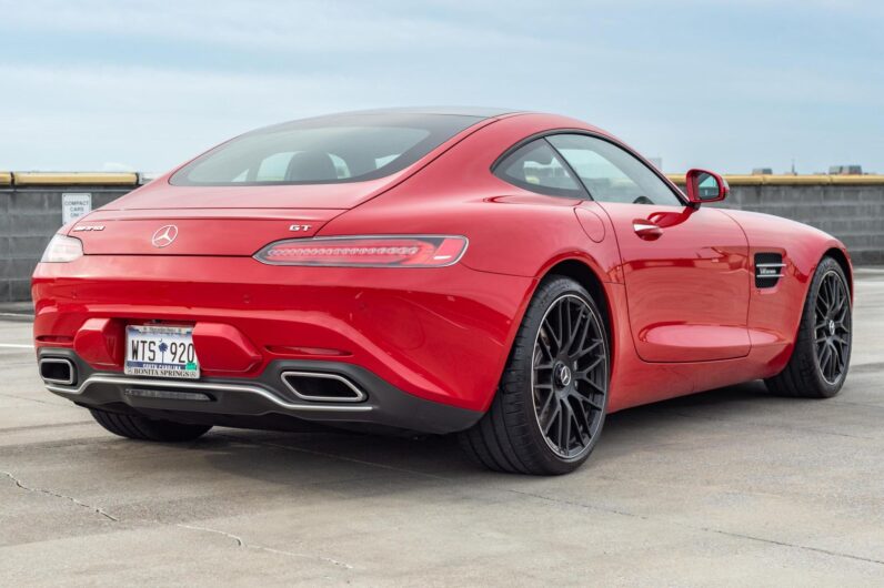 
								2017 Mercedes-AMG GT Coupe full									