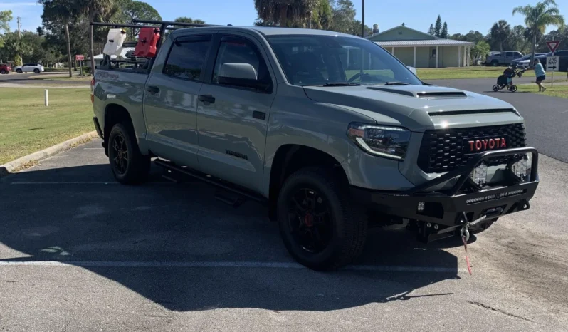 Toyota Tundra TRD Pro CrewMax full