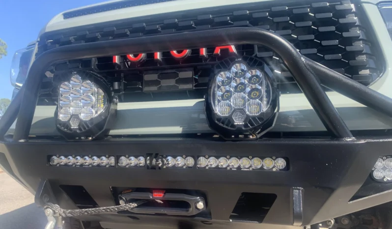 Toyota Tundra TRD Pro CrewMax full