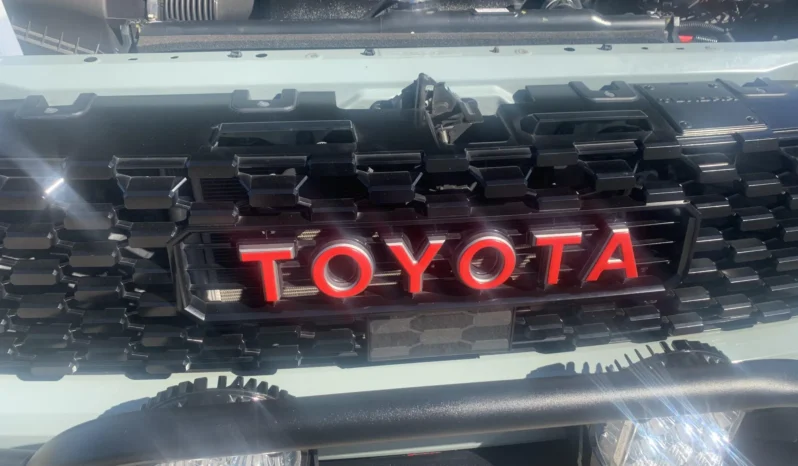 Toyota Tundra TRD Pro CrewMax full