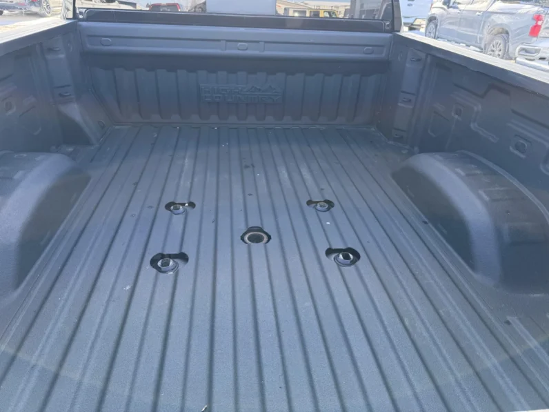 
								2022 Chevrolet Silverado 3500HD full									