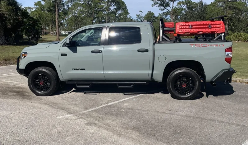 Toyota Tundra TRD Pro CrewMax full