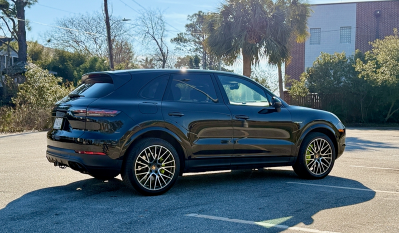 Porsche Cayenne E-Hybrid full