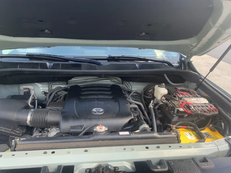 Toyota Tundra TRD Pro CrewMax full
