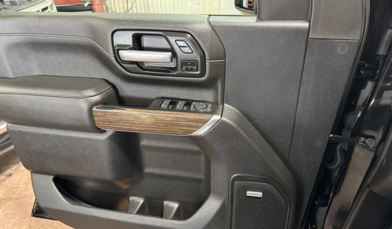 
								2022 Chevrolet Silverado 3500HD full									