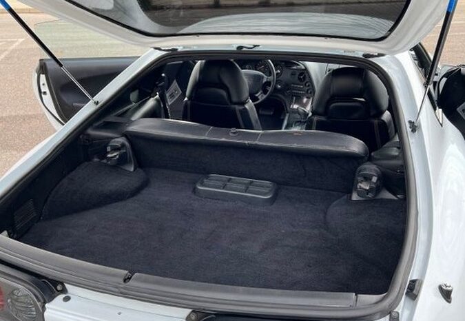 Toyota Supra 3.0i Twin Turbo Auto full