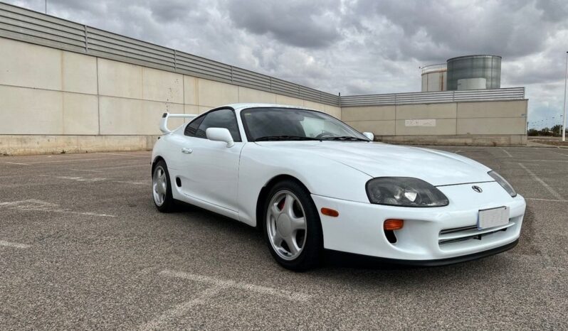 Toyota Supra 3.0i Twin Turbo Auto full