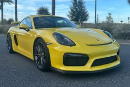 2016 Porsche Cayman GT4