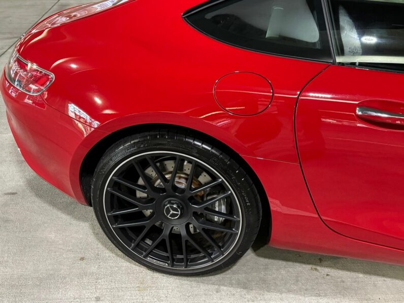 
								2017 Mercedes-AMG GT Coupe full									