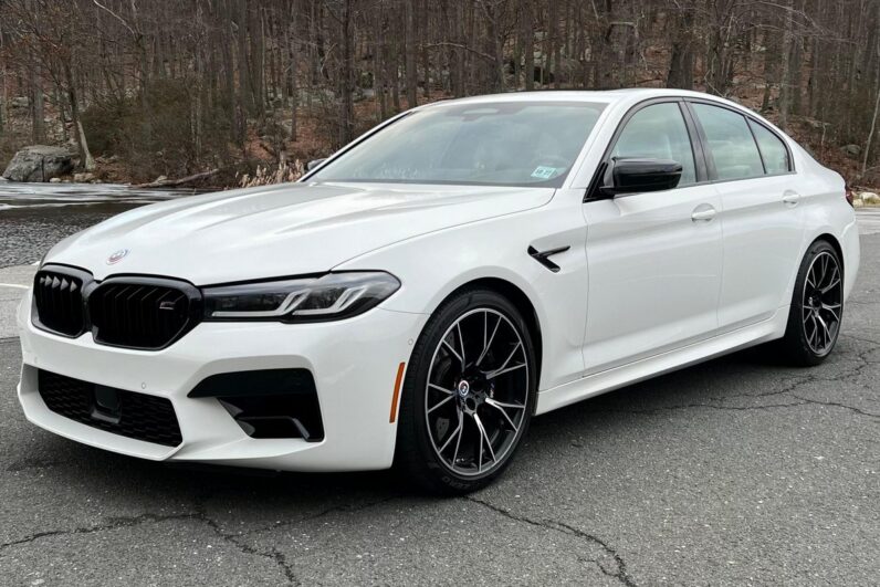 2023 BMW M5 xDrive – 617HP full