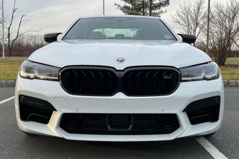 2023 BMW M5 xDrive – 617HP full