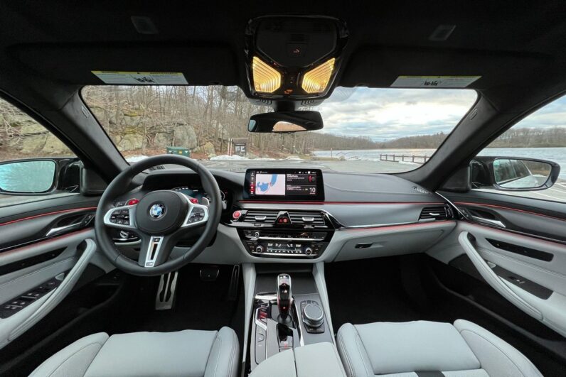 2023 BMW M5 xDrive – 617HP full