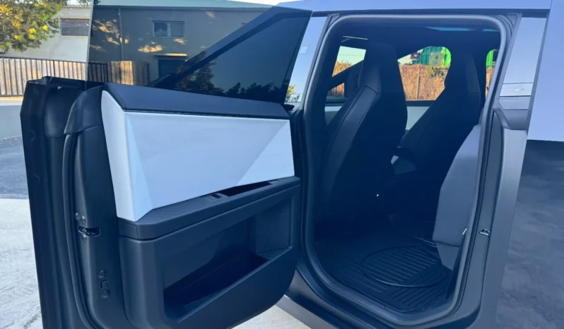 Tesla Cybertruck Cyberbeast Foundation full