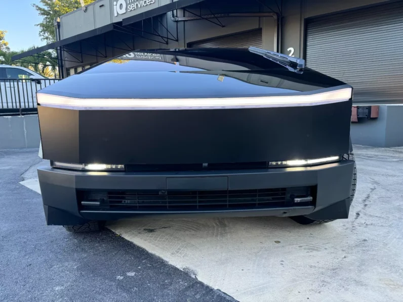 Tesla Cybertruck Cyberbeast Foundation full